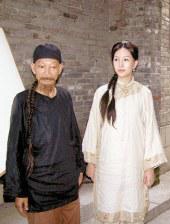 成年人午夜视频